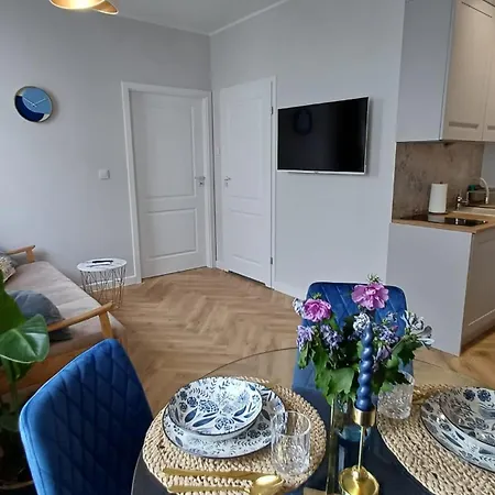 Glogowska 163 Self Check-in 24h Apartamento